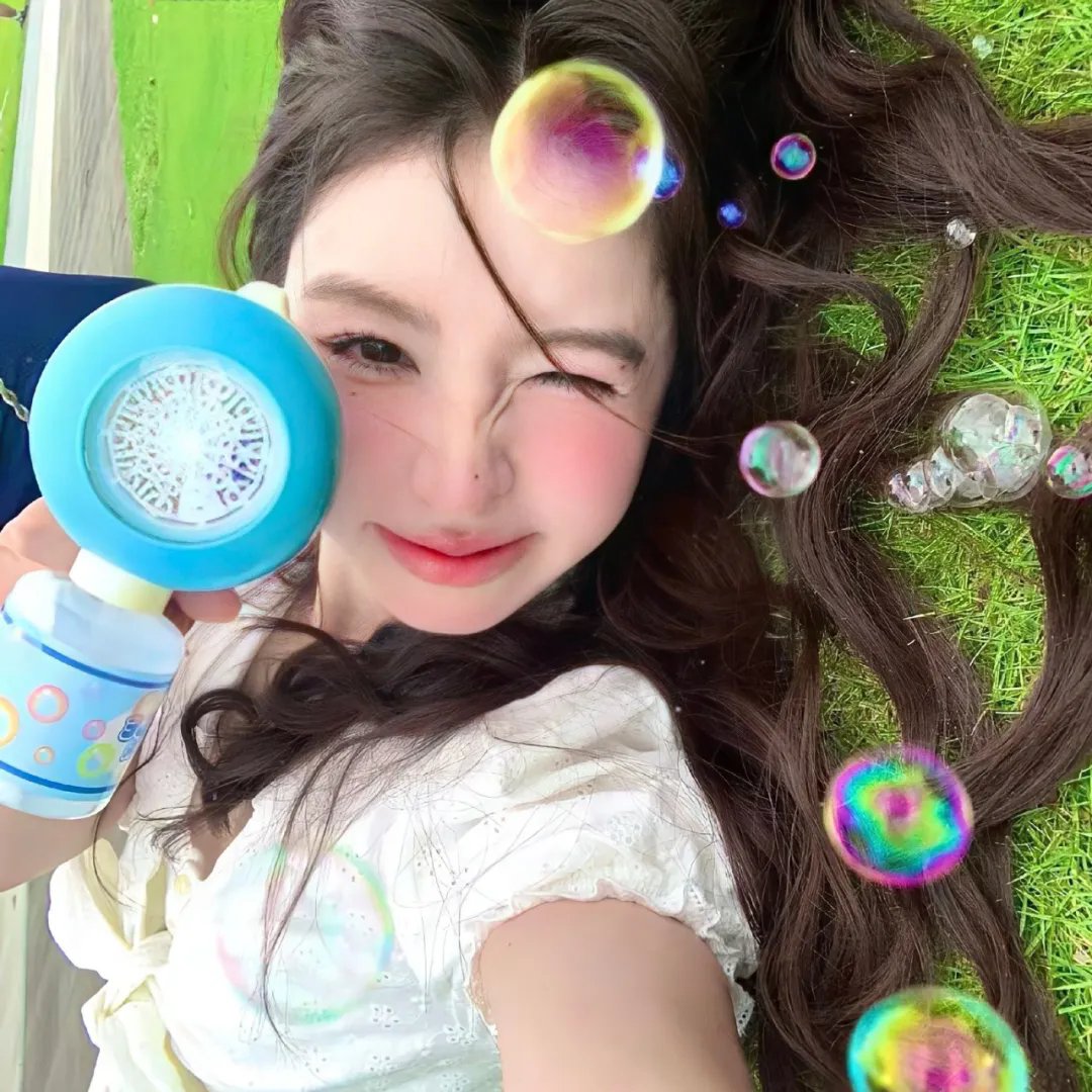 问君何事轻离别